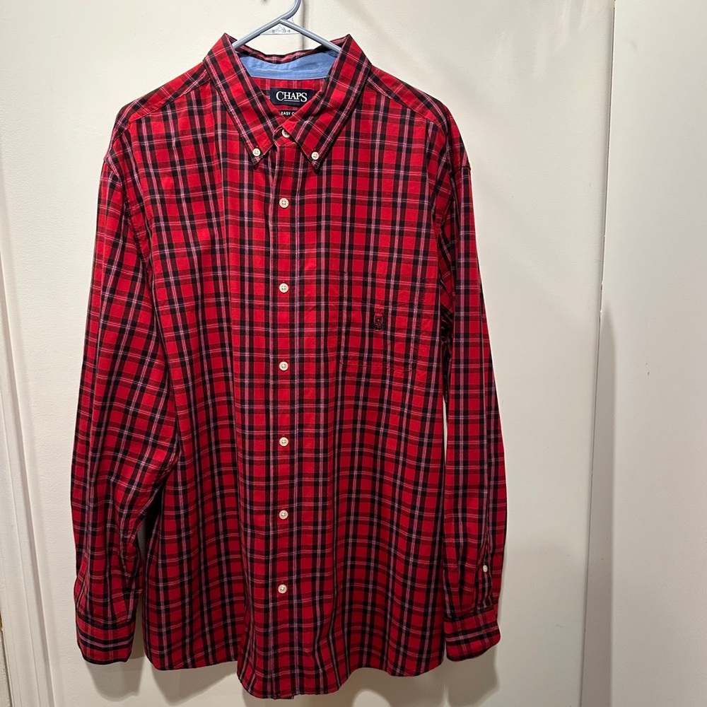 Chaps Red and Blue Casual Button Down Shirt Plaid Design